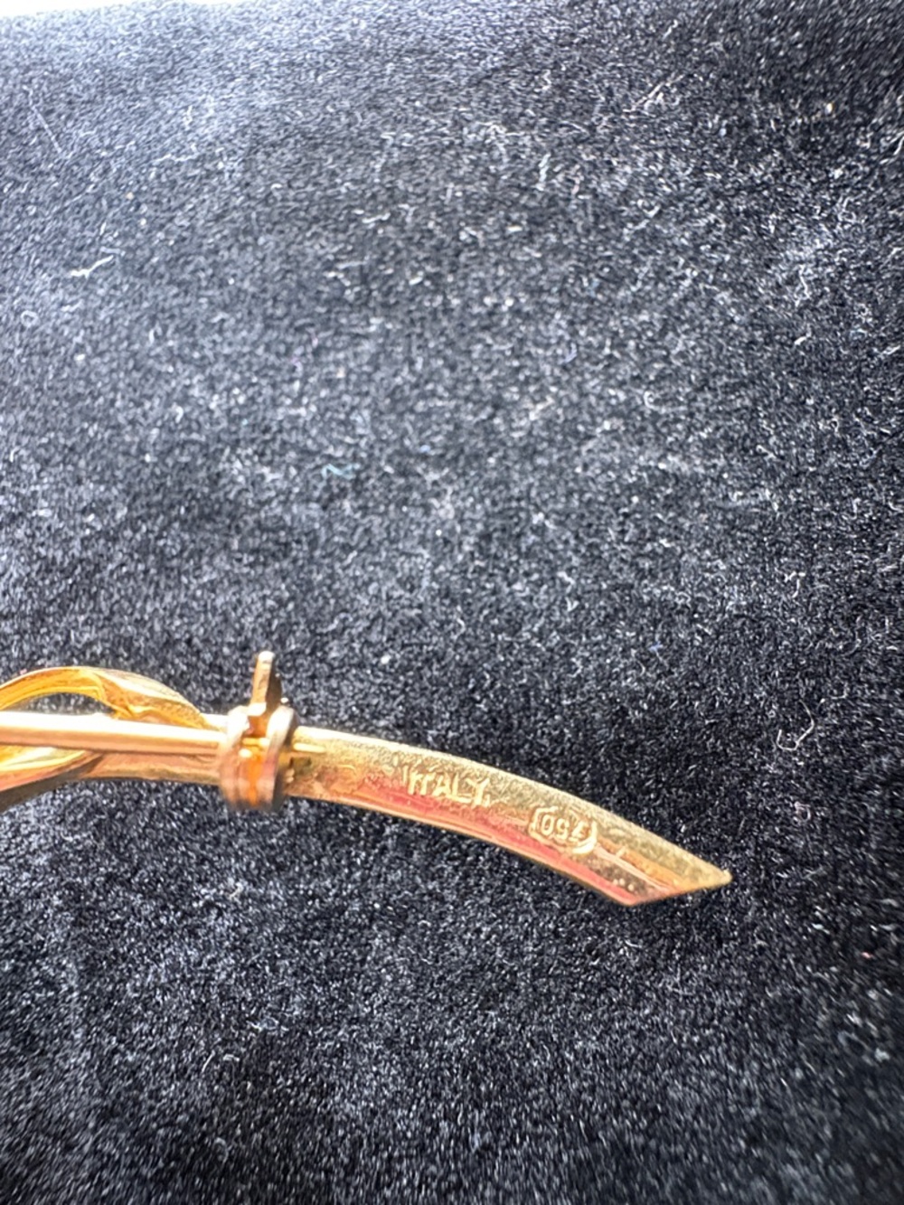 Vintage ITALY 14k solid Gold with Coral Rose and Jade Leaves Brooch - Picture 5 of 8